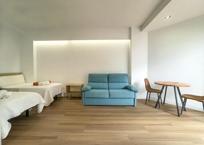 Apartment Skol 129 - Bright Renovated Beachfront *