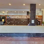 Skol 129 - Bright Renovated Beachfront