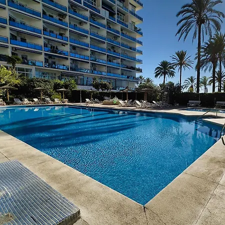 Skol 129 - Bright Renovated Beachfront * Marbella