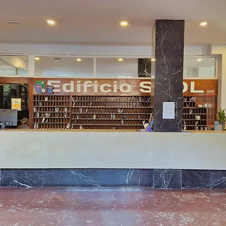 Skol 129 - Bright Renovated Beachfront