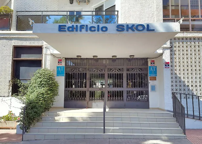 Apartament Skol 129 - Bright Renovated Beachfront